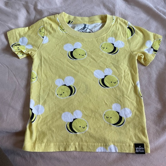 Whistle & Flute Bee tshirt 1-2 years - Picture 1 of 3
